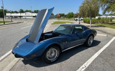Chevrolet-Corvette-1976-Blue-5