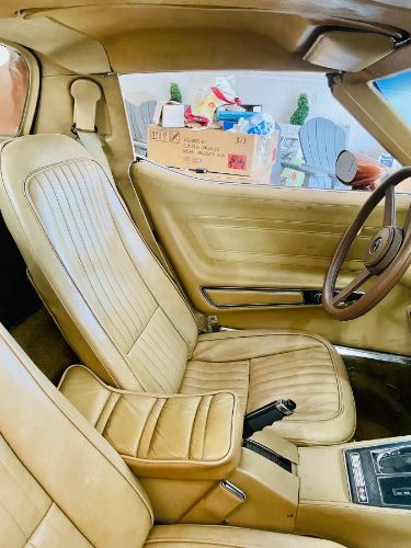 Chevrolet-Corvette-1976-Brown-Copper-5