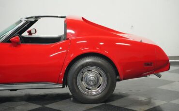 Chevrolet-Corvette-1976-Corvette-Red-Black-14