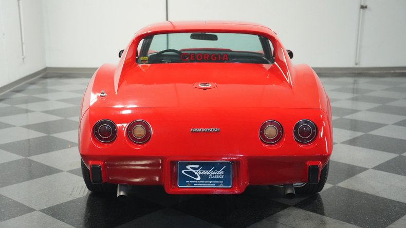Chevrolet-Corvette-1976-Corvette-Red-Black-18