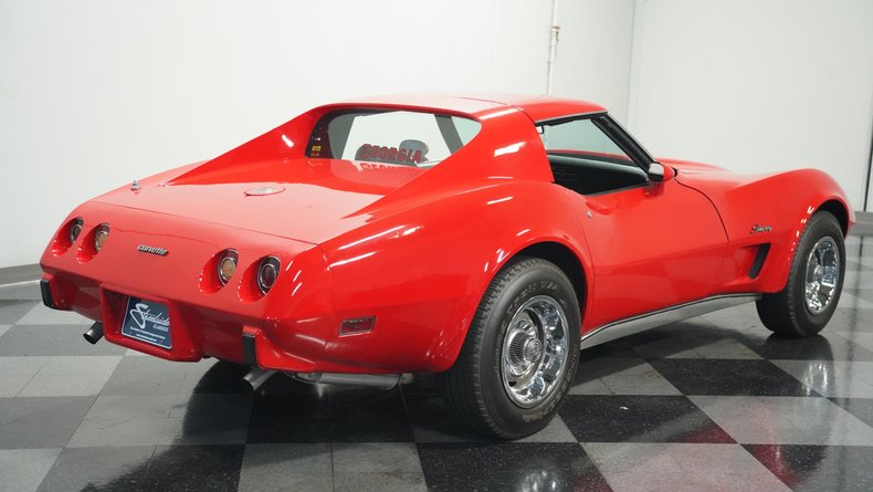 Chevrolet-Corvette-1976-Corvette-Red-Black-20