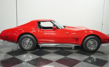 Chevrolet-Corvette-1976-Corvette-Red-Black-21