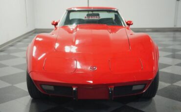 Chevrolet-Corvette-1976-Corvette-Red-Black-24