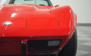 Chevrolet-Corvette-1976-Corvette-Red-Black-27