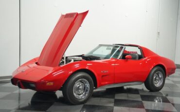 Chevrolet-Corvette-1976-Corvette-Red-Black-34