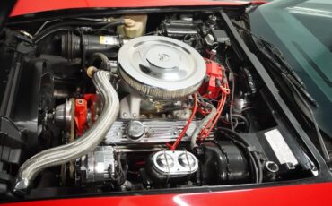 Chevrolet-Corvette-1976-Corvette-Red-Black-35