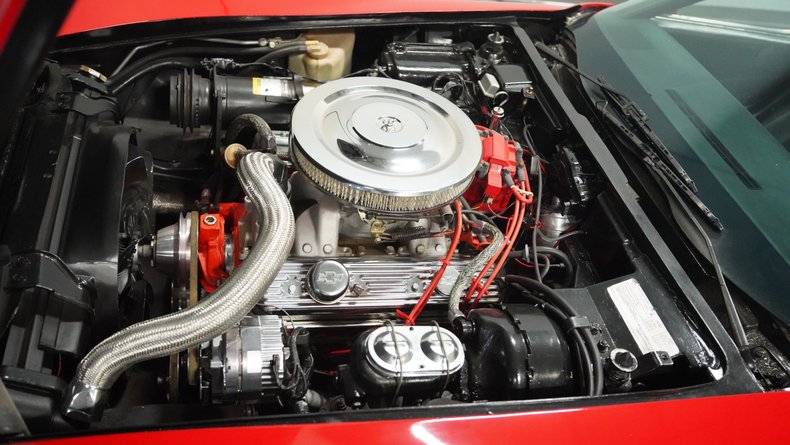 Chevrolet-Corvette-1976-Corvette-Red-Black-35