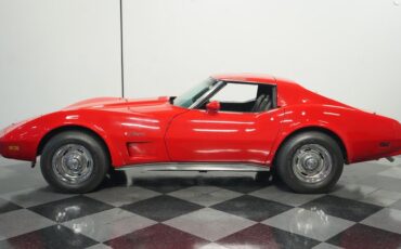 Chevrolet-Corvette-1976-Corvette-Red-Black