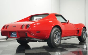 Chevrolet-Corvette-1976-Corvette-Red-Black-5