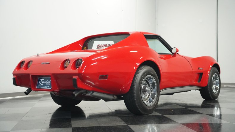 Chevrolet-Corvette-1976-Corvette-Red-Black-5
