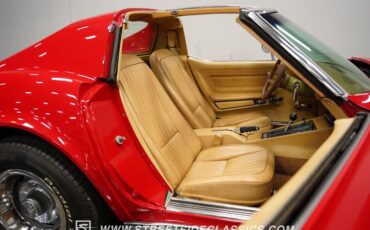 Chevrolet-Corvette-1976-Corvette-Red-Buckskin-Tan-13