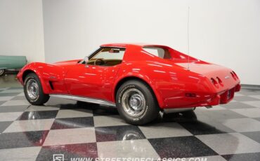 Chevrolet-Corvette-1976-Corvette-Red-Buckskin-Tan-22