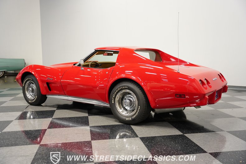 Chevrolet-Corvette-1976-Corvette-Red-Buckskin-Tan-22