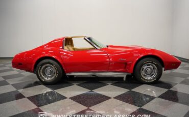 Chevrolet-Corvette-1976-Corvette-Red-Buckskin-Tan-28