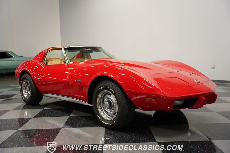 Chevrolet-Corvette-1976-Corvette-Red-Buckskin-Tan-30