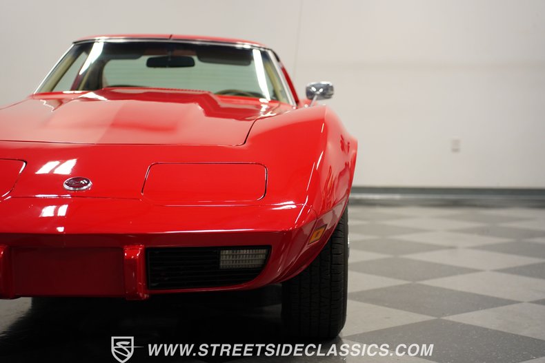 Chevrolet-Corvette-1976-Corvette-Red-Buckskin-Tan-33