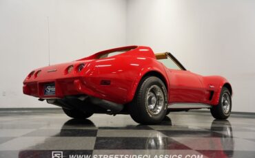 Chevrolet-Corvette-1976-Corvette-Red-Buckskin-Tan-40