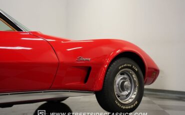 Chevrolet-Corvette-1976-Corvette-Red-Buckskin-Tan-41