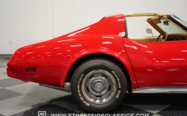Chevrolet-Corvette-1976-Corvette-Red-Buckskin-Tan-42