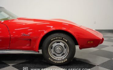 Chevrolet-Corvette-1976-Corvette-Red-Buckskin-Tan-43