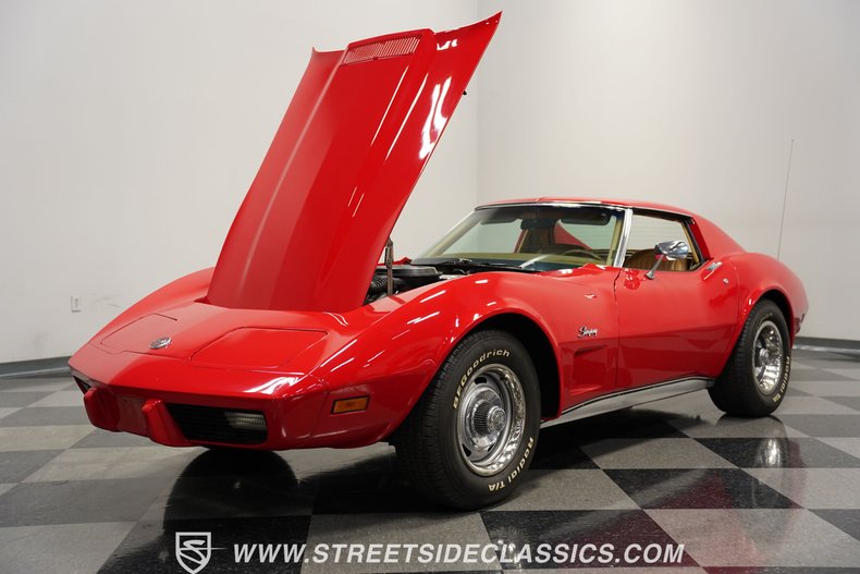 Chevrolet-Corvette-1976-Corvette-Red-Buckskin-Tan-44