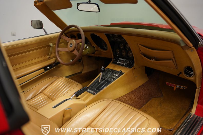 Chevrolet-Corvette-1976-Corvette-Red-Buckskin-Tan-48