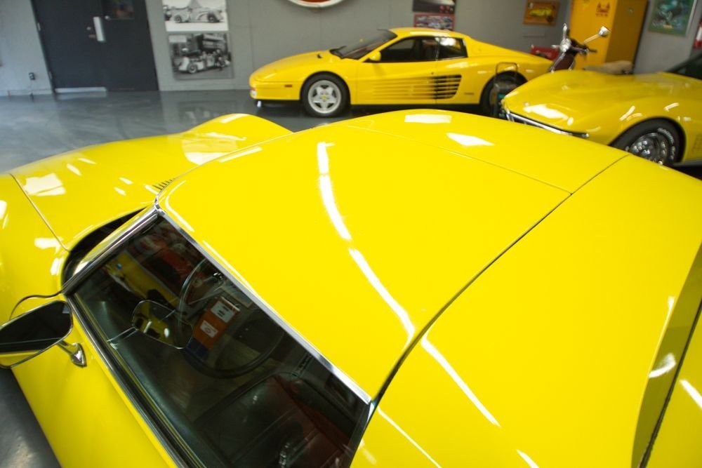 Chevrolet-Corvette-1976-Coupe-13