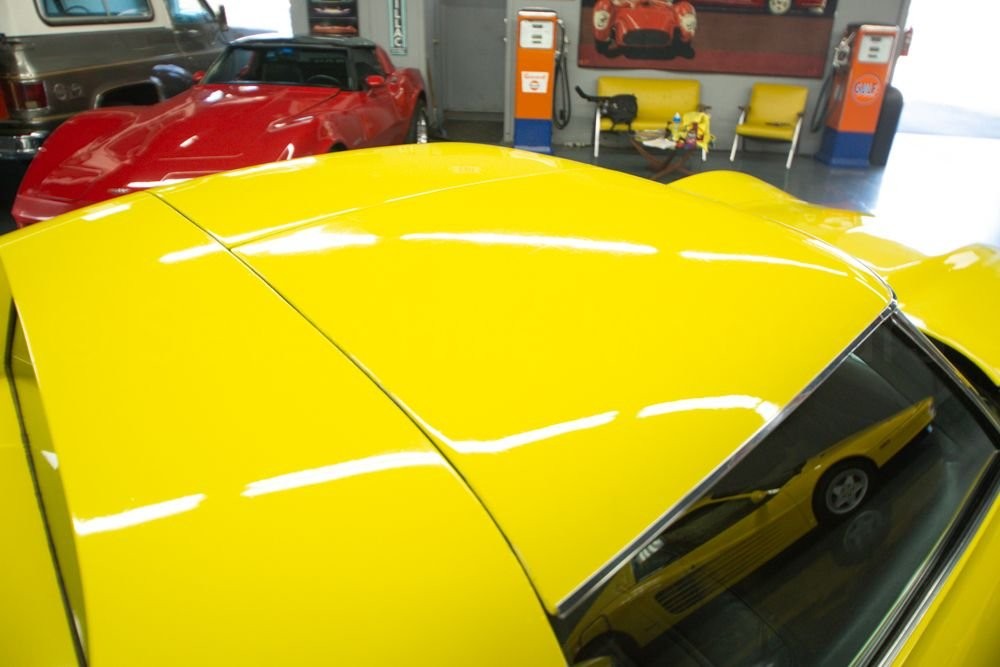 Chevrolet-Corvette-1976-Coupe-15