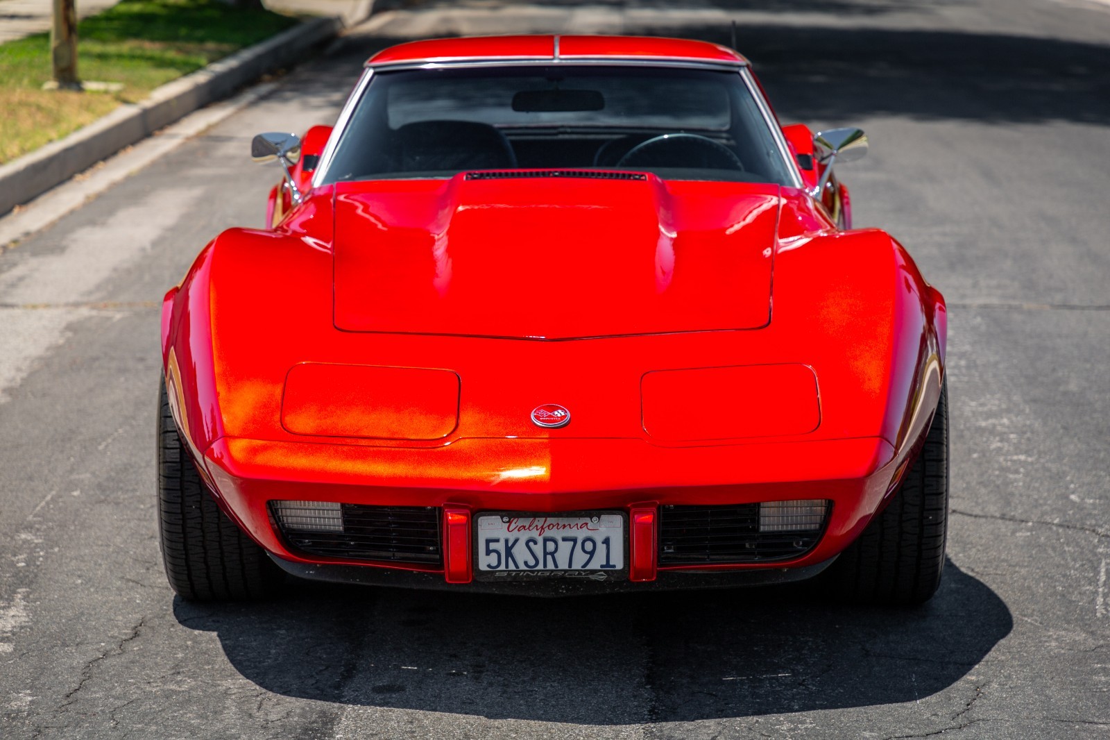 Chevrolet-Corvette-1976-Coupe-2