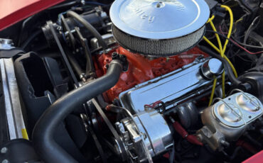 Chevrolet-Corvette-1976-Coupe-22