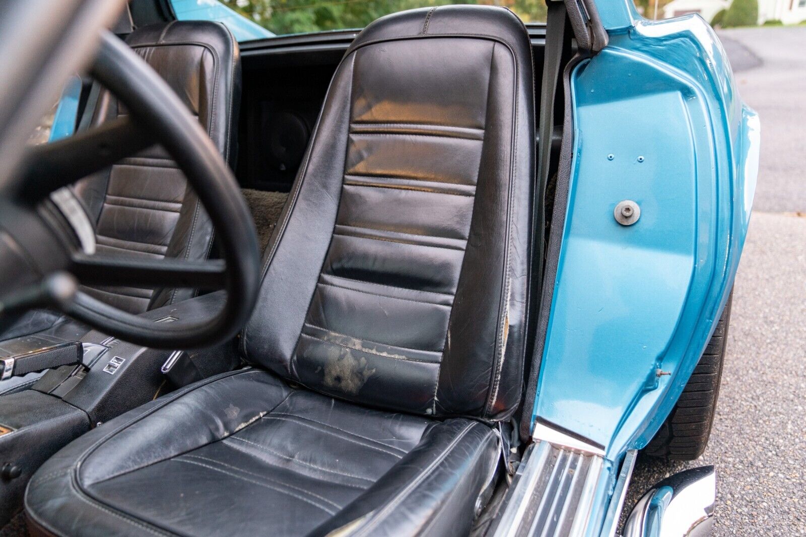 Chevrolet-Corvette-1976-Coupe-24