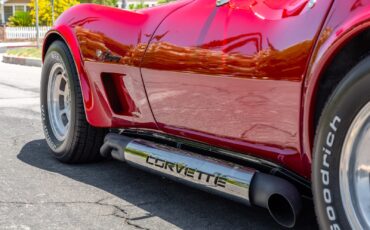 Chevrolet-Corvette-1976-Coupe-3