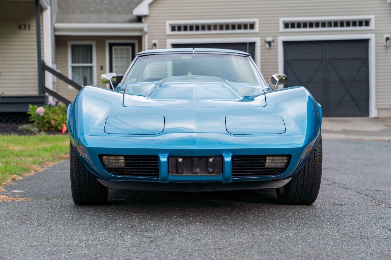Chevrolet-Corvette-1976-Coupe-9