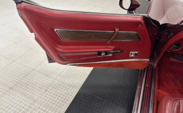 Chevrolet-Corvette-1976-Medium-Claret-Dark-Firethorn-24