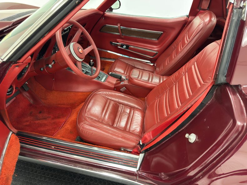 Chevrolet-Corvette-1976-Medium-Claret-Dark-Firethorn-27
