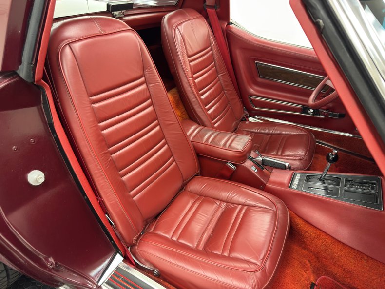 Chevrolet-Corvette-1976-Medium-Claret-Dark-Firethorn-29