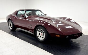 Chevrolet-Corvette-1976-Medium-Claret-Dark-Firethorn-7