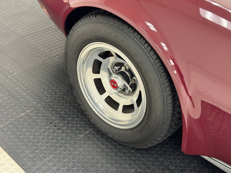 Chevrolet-Corvette-1976-Medium-Claret-Dark-Firethorn-9