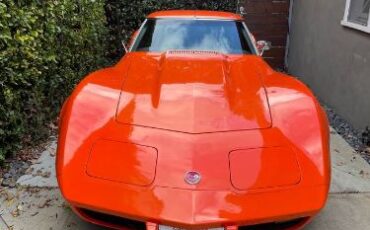 Chevrolet-Corvette-1976-Orange-19
