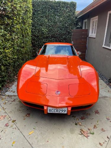 Chevrolet-Corvette-1976-Orange-19