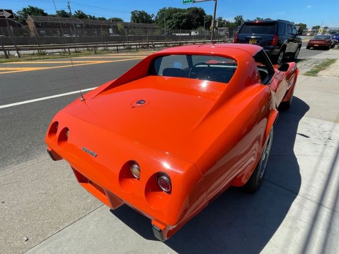 Chevrolet-Corvette-1976-Orange-Flame-Black-Leather-13