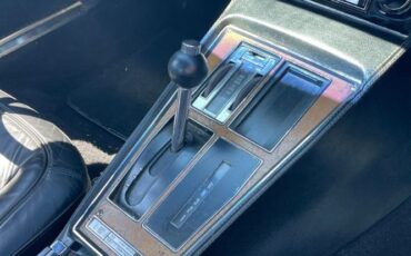 Chevrolet-Corvette-1976-Orange-Flame-Black-Leather-19
