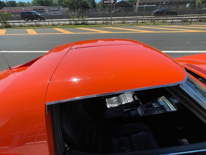 Chevrolet-Corvette-1976-Orange-Flame-Black-Leather-8