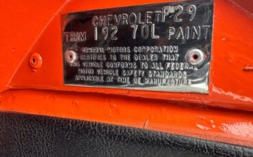 Chevrolet-Corvette-1976-Orange-Flame-Black-Leather-9