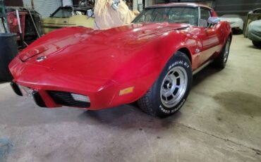 Chevrolet-Corvette-1976-Red-1