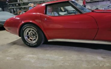 Chevrolet-Corvette-1976-Red-24