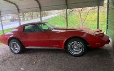 Chevrolet-Corvette-1976-Red-3
