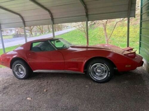 Chevrolet-Corvette-1976-Red-3