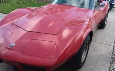 Chevrolet-Corvette-1976-Red