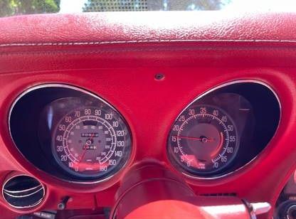 Chevrolet-Corvette-1976-Red-8